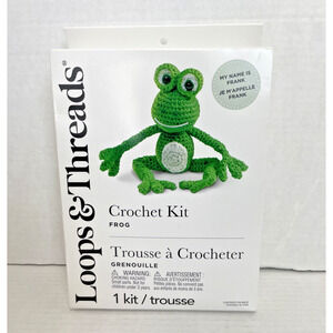 Loops & Threads Lil Crochet Friends Frank the Frog Kit
